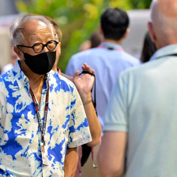 singapore-court-fines-tycoon-$23,000-over-gifts-scandal