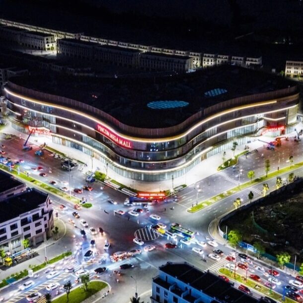 vincom-mega-mall-royal-island-–-tam-diem-ban-le,-giai-tri-quy-tu-loat-thuong-hieu-lon