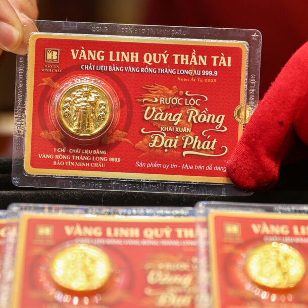 gia-vang-hom-nay-21/8/2025:-vang-nhan-lap-dinh-moi,-gia-the-gioi-lai-but-pha