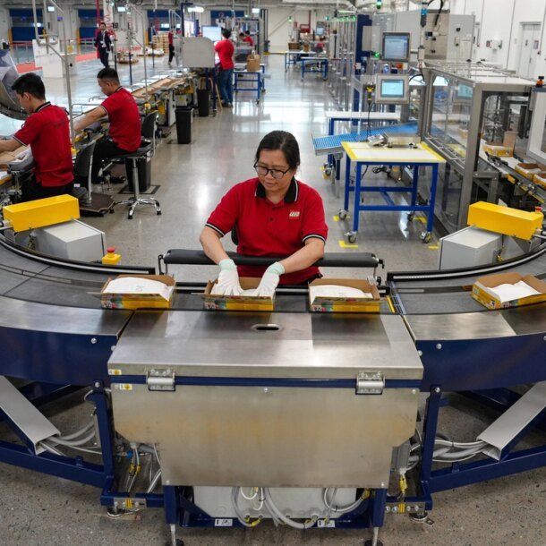 chi-so-pmi-cua-viet-nam-duy-tri-tren-nguong-50-trong-thang-8