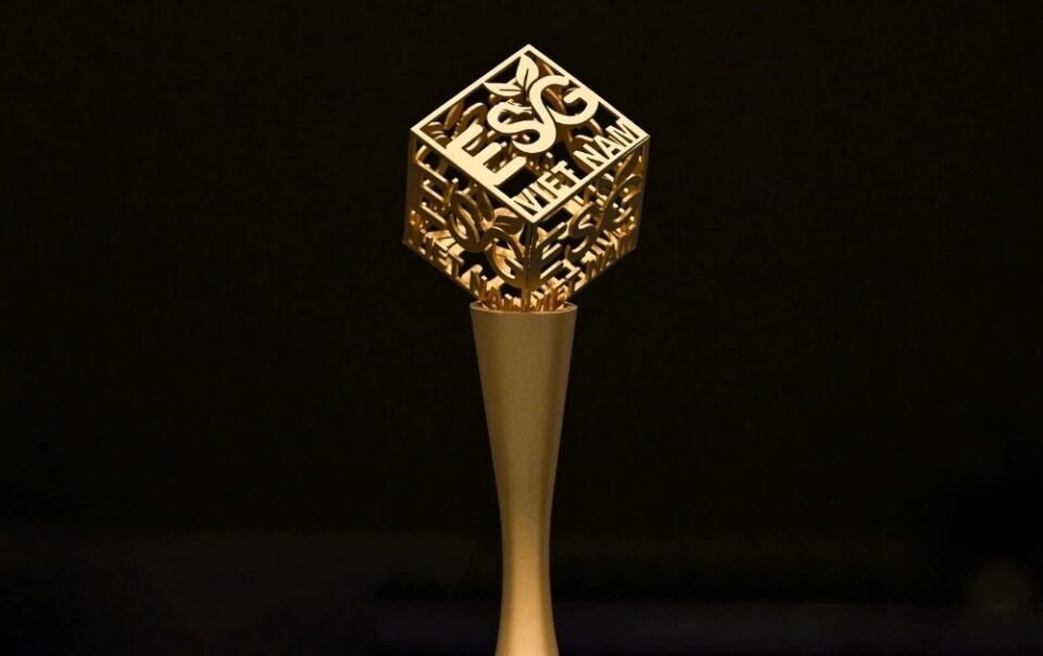 chinh-thuc-mo-cong-dang-ky-tham-gia-vietnam-esg-awards-2025