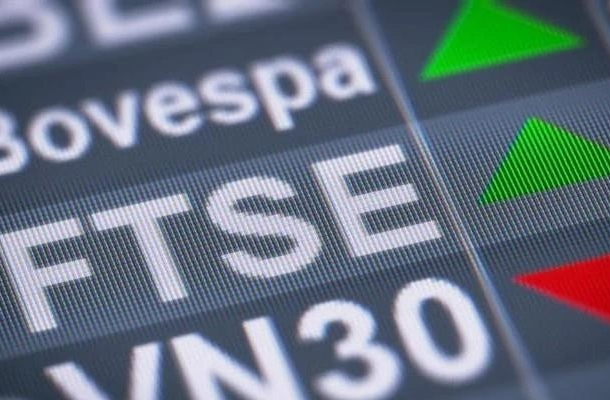 quy-ftse-etf-thay-ten,-doi-chi-so-tham-chieu,-co-the-mua-manh-fpt,-shb 