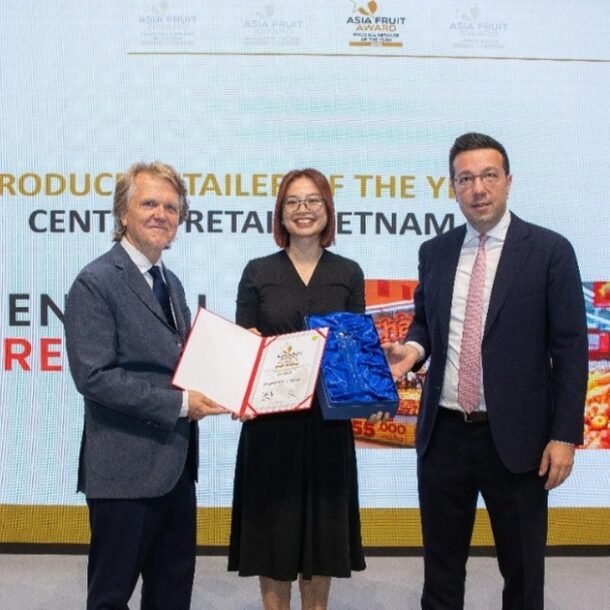 central-retail-viet-nam-duoc-vinh-danh-“nha-ban-le-cua-nam-2025”-tai-asia-fruit-awards
