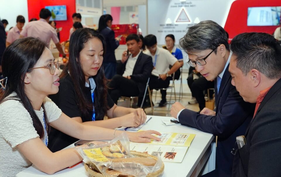 nha-thu-mua-quoc-te-ky-vong-vao-nguon-cung-tai-viet-nam