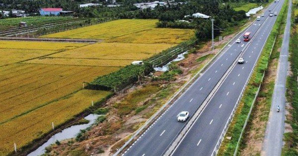 phan-dau-den-cuoi-quy-iii/2025-giai-ngan-von-dau-tu-cong-toi-thieu-dat-60%-ke-hoach