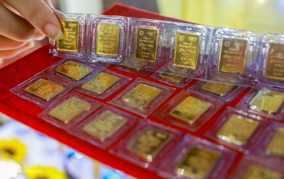 cuc-thong-ke:-ap-luc-lam-phat-van-chua-lon