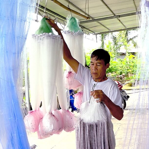 muc-nuoc-dang-cao,-nghe-dan-luoi,-dan-lop-vao-mua-soi-dong-nhat-mien-tay