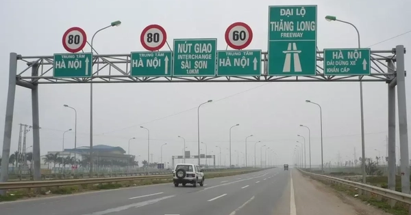 ha-noi-‘hoa-toc’-trien-khai-phuong-an-cam-xe-tai-di-lan-1-tren-hai-tuyen-cao-toc