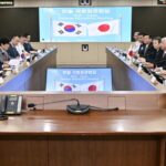 japan-defense-chief-visits-key-south-korean-base-facing-china