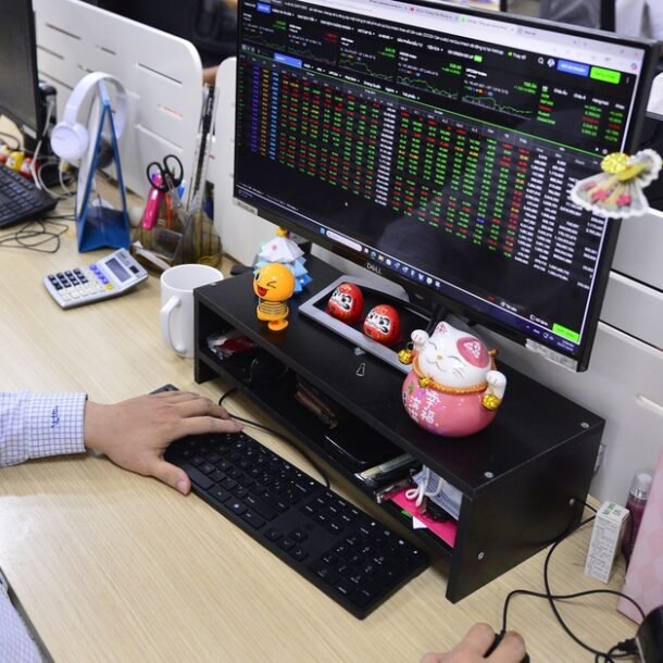 bao-cao-kiem-toan-mot-cong-ty-niem-yet-bi-bac-bo,-can-luu-y-gi-chat-luong-‘tam-ve-thong-hanh’?