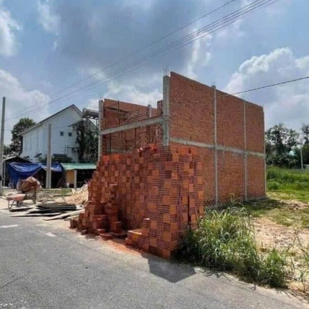 lo-hinh-anh-'nha-xay-nham'-truoc-khi-bi-phat-hien-o-tphcm:-nhan-chung-ghi-lai-gi?