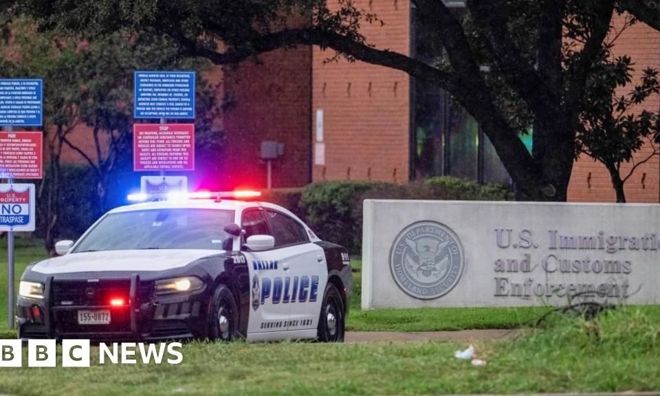 ‘anti-ice’-message-on-ammunition-at-dallas-shooting-that-killed-immigration-detainee
