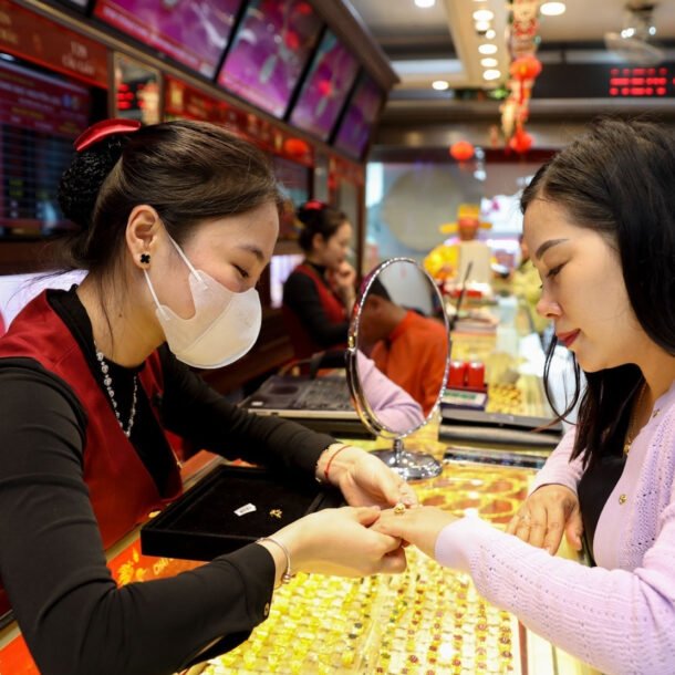 gia-vang-hom-nay-26/9/2025-bot-nong,-sjc-o-muc-134,5-trieu-dong/luong