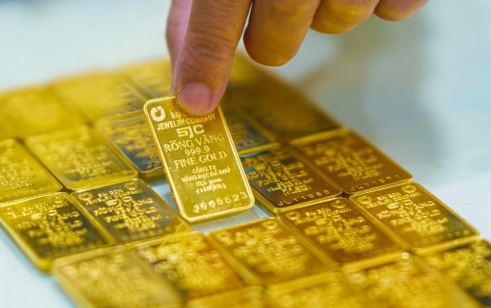 chi-nen-danh-thue-voi-dau-tu-vang-mieng,-de-xuat-3-phuong-an-cu-the