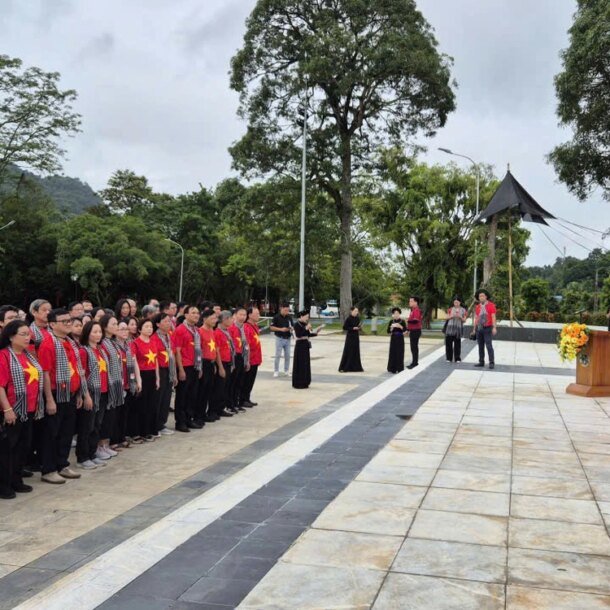 le-chao-co-xuc-dong-cua-dai-bieu-tri-thuc-tp.hcm-o-tan-trao