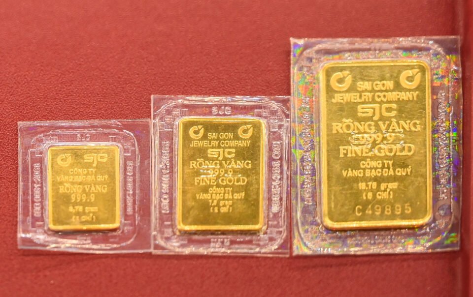 gia-vang-hom-nay-30/9/2025:-sjc-tang-manh,-vuot-137-trieu-dong/luong