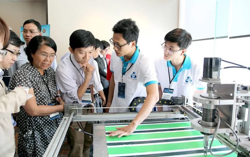 16-dai-hoc-viet-nam-dat-tieu-chuan-nuoc-ngoai,-do-la-nhung-dai-hoc-nao?