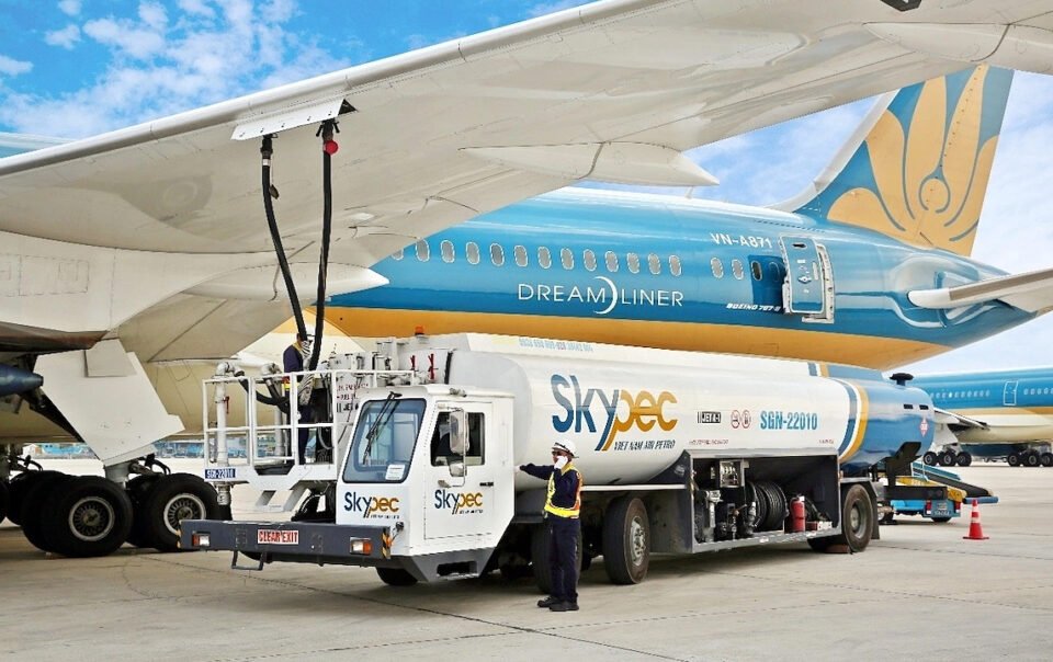 vietnam-airlines-tinh-ban-49%-von-tai-‘ga-de-trung-vang’-skypec