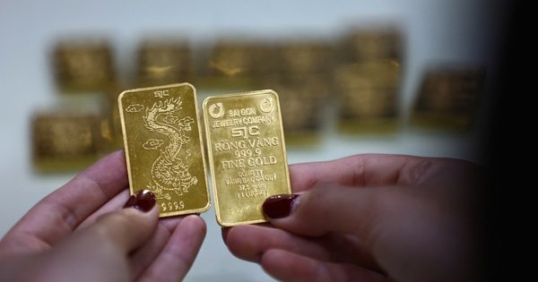 gi&aacute;-v&agrave;ng-h&ocirc;m-nay-110.2025:-sjc-tang-ky-luc