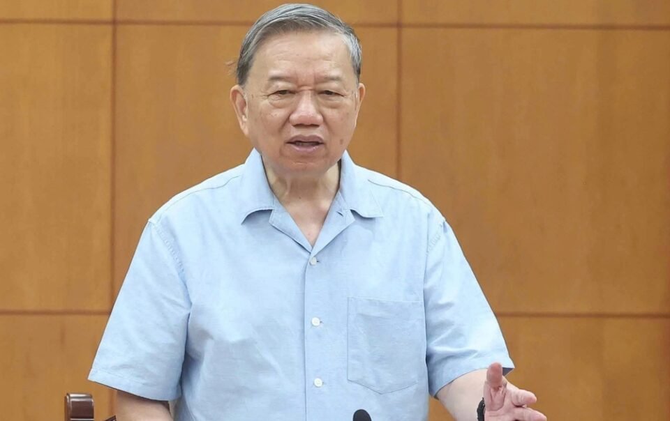 tong-bi-thu:-bo-cong-an-day-nhanh-xay-dung-he-thong-phong-ve-mang-quoc-gia