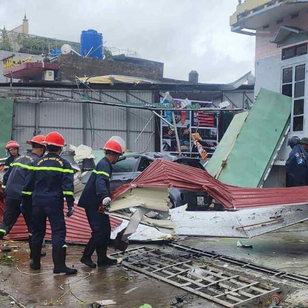 clip-loc-xoay-kinh-hoang-quet-qua-khu-dan-cu-o-hung-yen-khien-2-nguoi-tu-vong