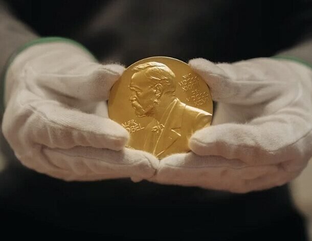 nhung-ung-vien-sang-gia-cho-nobel-y-sinh-2025