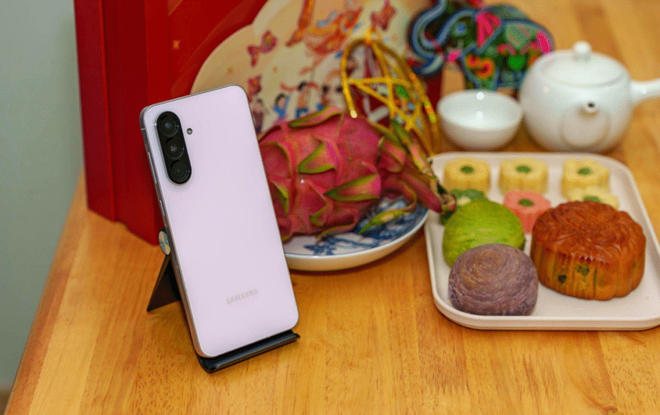 galaxy-a56-5g-ho-tro-nguoi-dung-hoc-‘tai-le’-voi-gemini-live