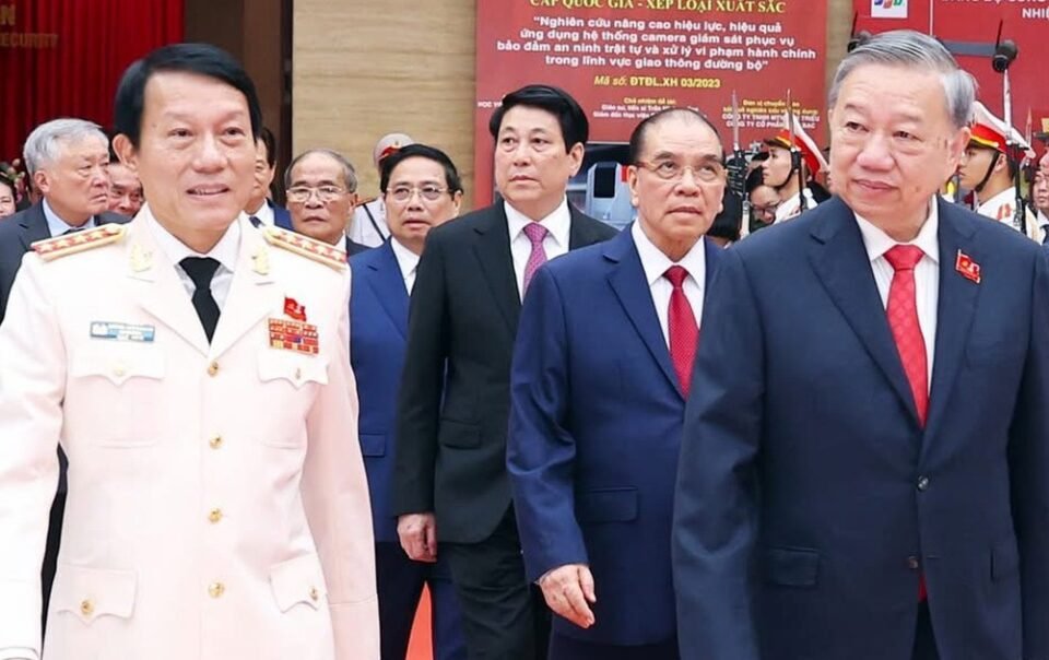 tong-bi-thu-to-lam-du-dai-hoi-dai-bieu-dang-bo-cong-an-t.u-lan-viii