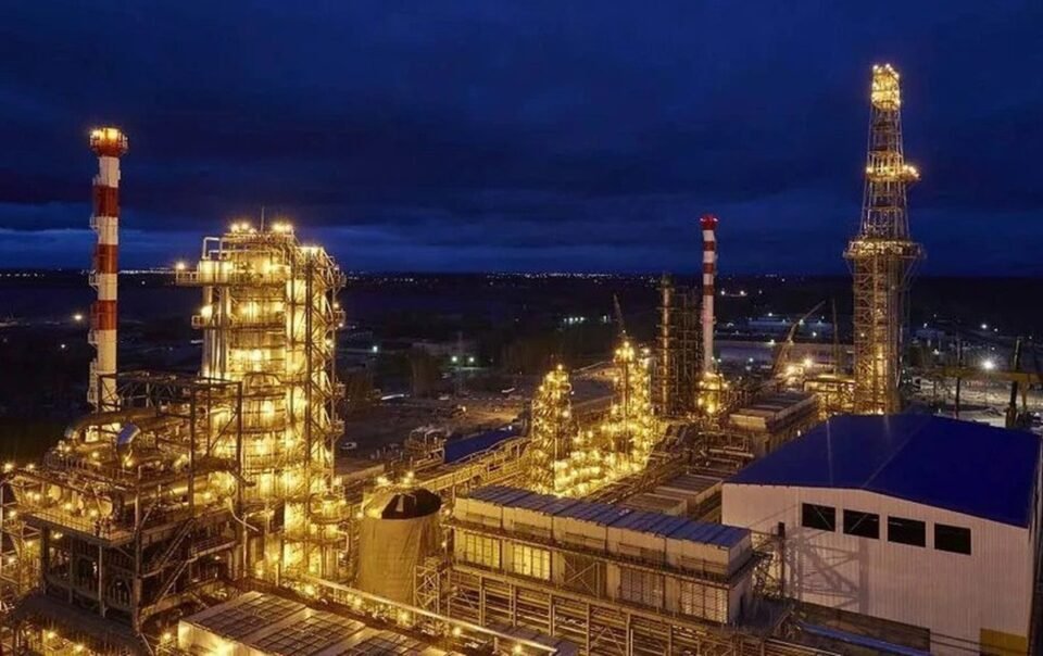 drone-tan-cong-thanh-pho-tyumen-cua-nga,-cach-ukraine-2.000-km