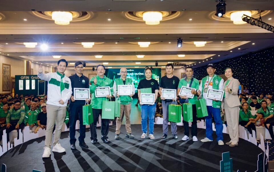 grab-tri-an-doi-tac,-ton-vinh-nhung-bac-tai-hoat-dong-noi-bat