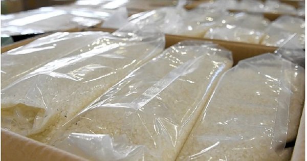 nhat-ban-bat-mot-nguoi-viet-v&igrave;-nghi-ngo-nhap-lau-gao-duoi-nh&atilde;n-'dau-xanh'