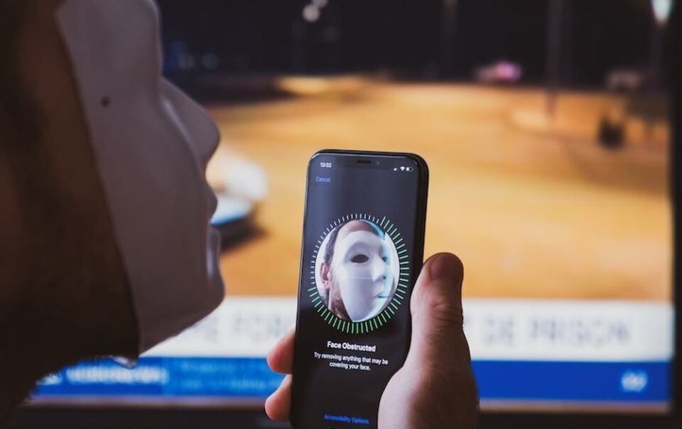 iphone-giup-pha-duong-day-buon-lau-lon-tai-anh