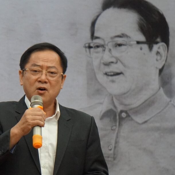 nha-bao-le-xuan-son:-tai-hen-ma-dan-than-vao-van-chuong-roi-cung-than-tan-ma-dai