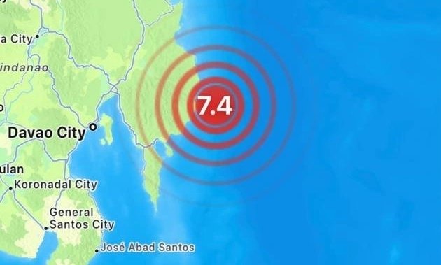 dong-dat-7,4-do,-philippines-canh-bao-song-than