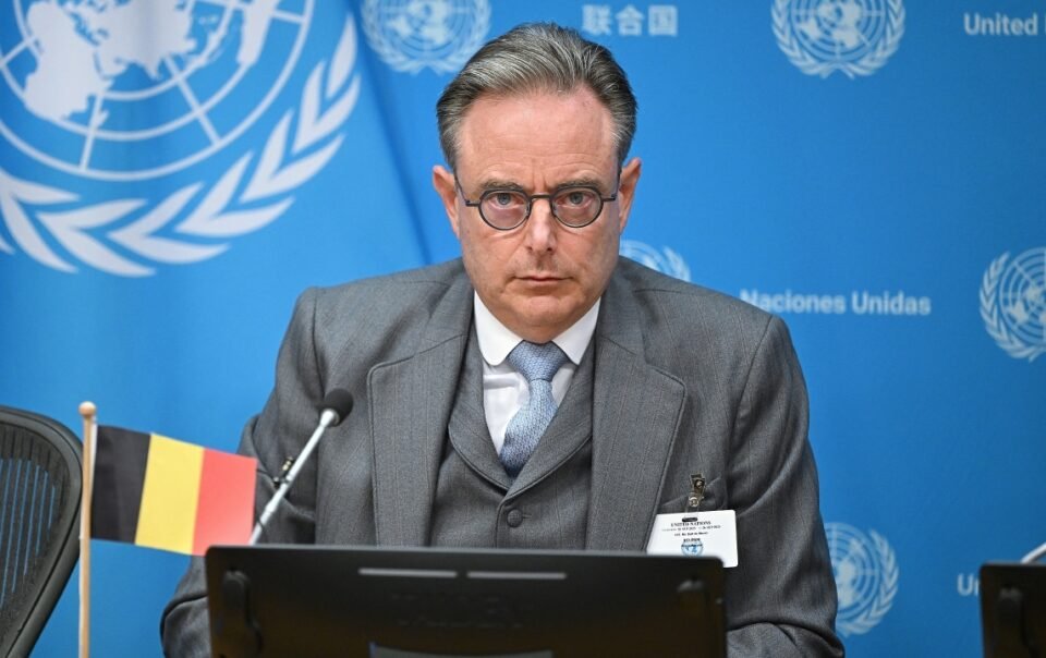 bi-pha-am-muu-tan-cong-thu-tuong-bang-drone-gan-bom