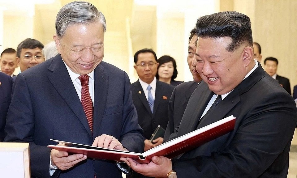 ‘chuyen-tham-cua-tong-bi-thu-gop-phan-dua-quan-he-viet-nam-–-trieu-tien-sang-giai-doan-moi’