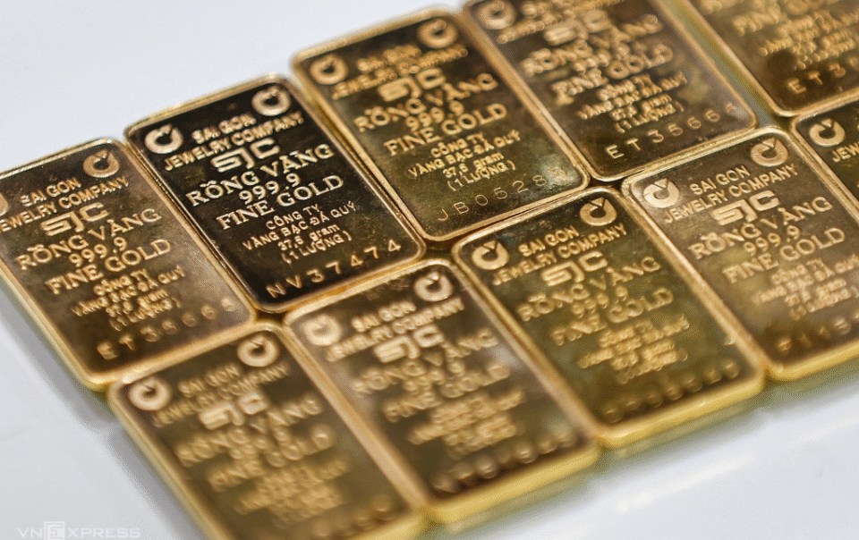 gan-143-trieu-dong-mot-luong-vang-mieng