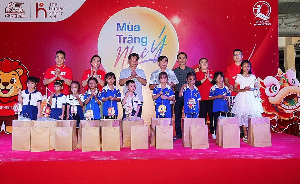 generali-to-chuc-trung-thu-cho-tre-em