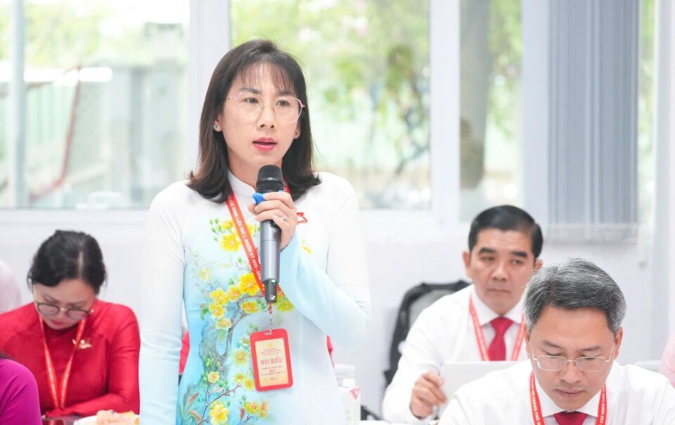 dai-hoi-dang-bo-tp.hcm:-thanh-pho-thieu-rat-it-can-bo-chuyen-mon-nhung-phan-bo-chua-dong-deu