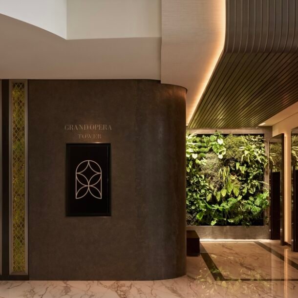 khach-san-sheraton-saigon-grand-opera-sap-duoc-khoac-ao-moi