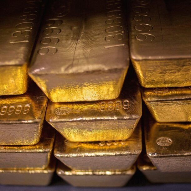 gia-vang-the-gioi-vuot-4.100-usd