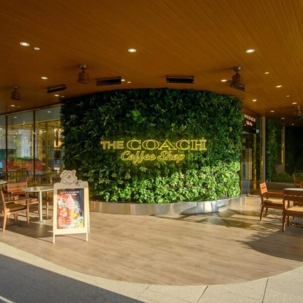 cac-‘ong-lon’-thoi-trang-dua-nhau-mo-quan-ca-phe