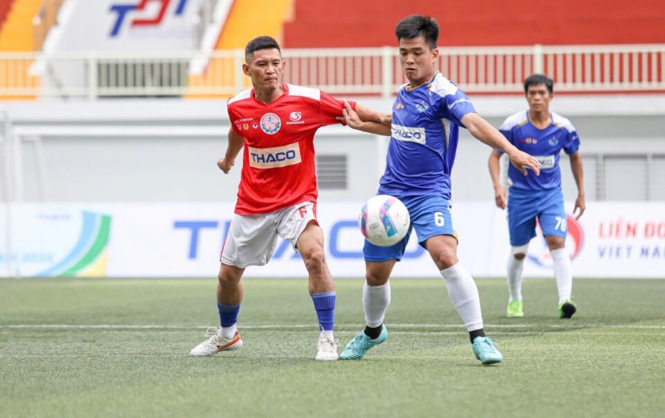 dan-da-bong-lam-sao-tranh-chan-thuong-rach-co-dui?