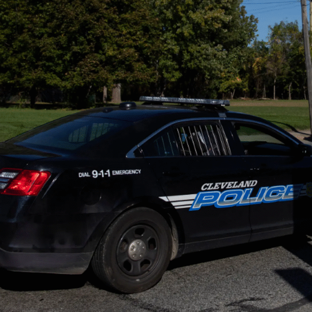 my:-hai-dua-tre-9-va-10-tuoi-nghi-hiep-dam,-sat-hai-be-gai-5-tuoi