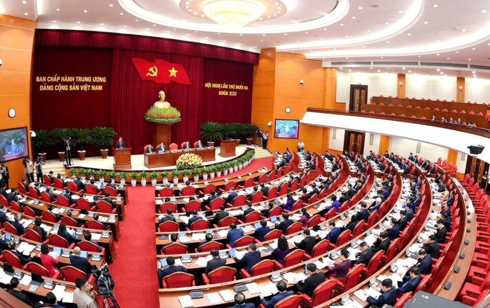 can-bo-bi-cach-chuc-sau-5-nam-co-the-xem-xet-bo-nhiem-chuc-vu-cao-hon