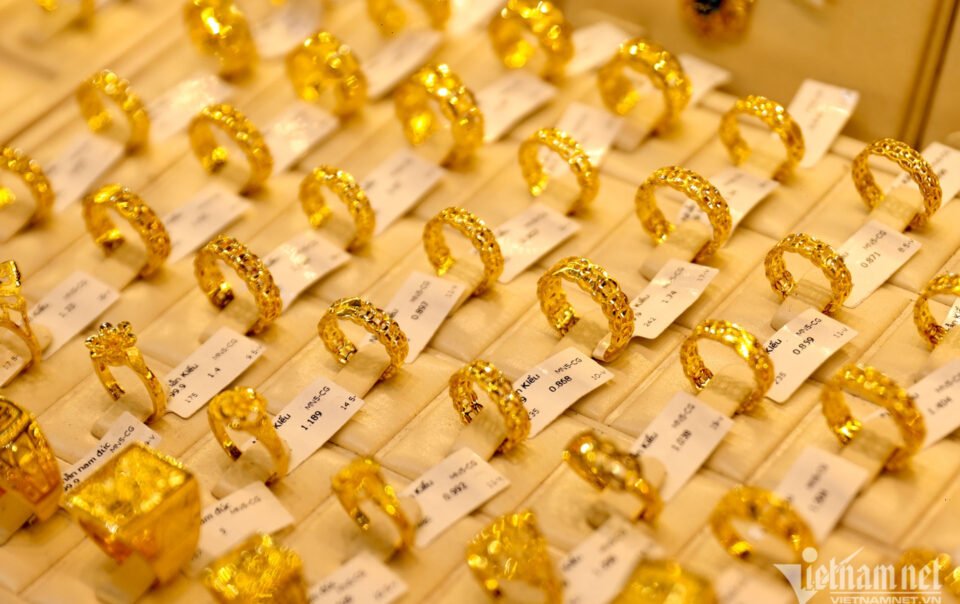 gia-vang-the-gioi-giam-rat-manh:-dao-chieu-xu-huong-tang?