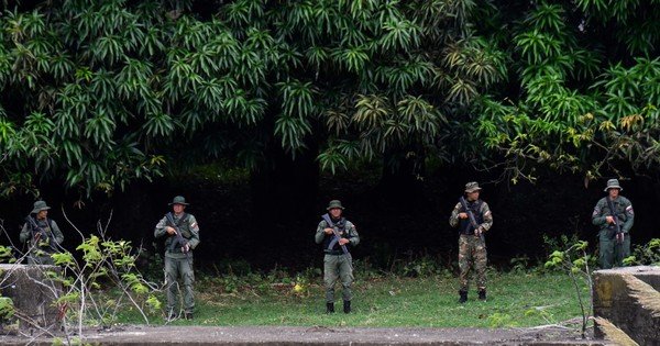 venezuela-d&agrave;n-tran-san-s&agrave;ng-chong-my-nhung-hy-vong-qatar-gi&uacute;p-thuong-thuyet