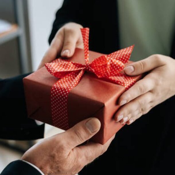 mon-qua-gi-tang-me,-tang-vo-cho-ngay-20-10-dang-nho?