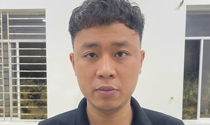 gia-cong-an-ep-nu-sinh-18-tuoi-di-nhau-de-hiep-dam