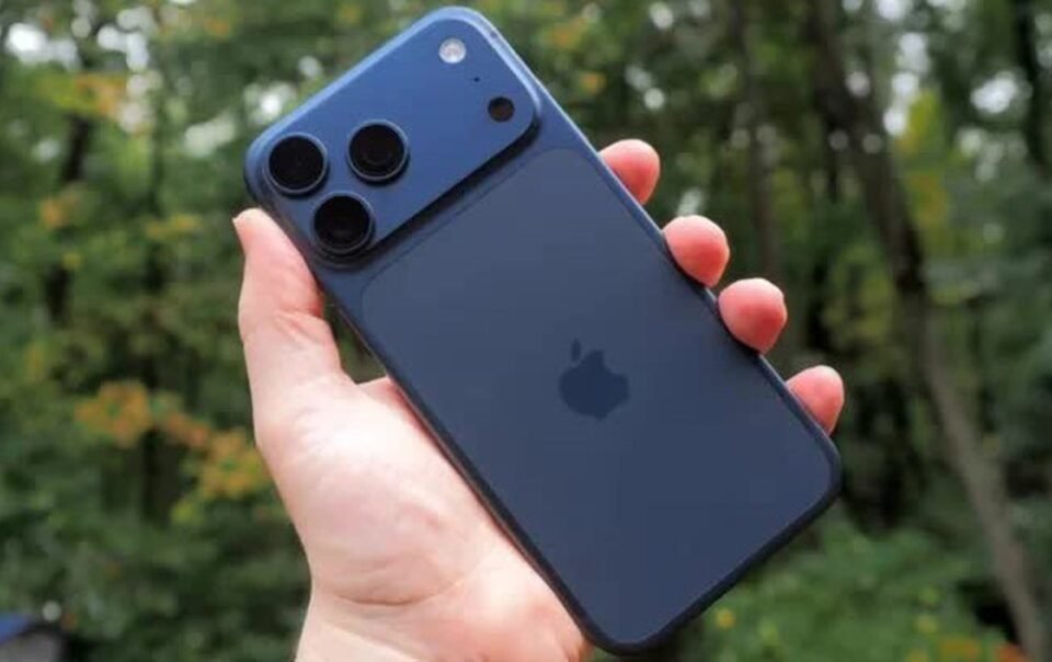 apple-gap-lai-‘bong-ma’-iphone-4-tren-iphone-17